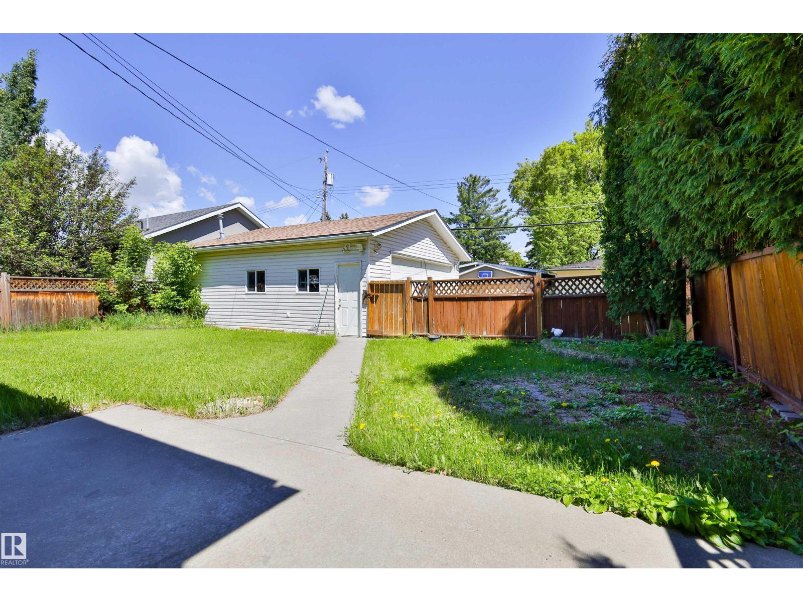 4015 120 ST NW - 29