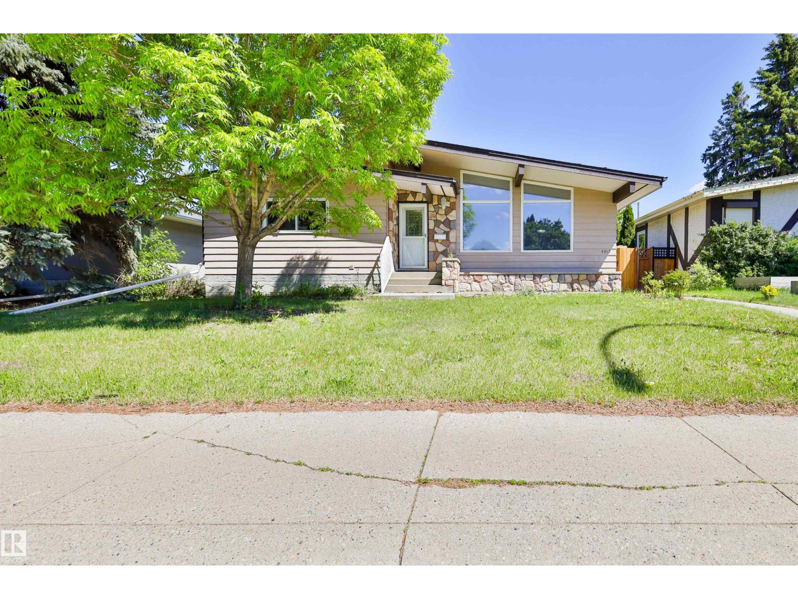 4015 120 ST NW - 35