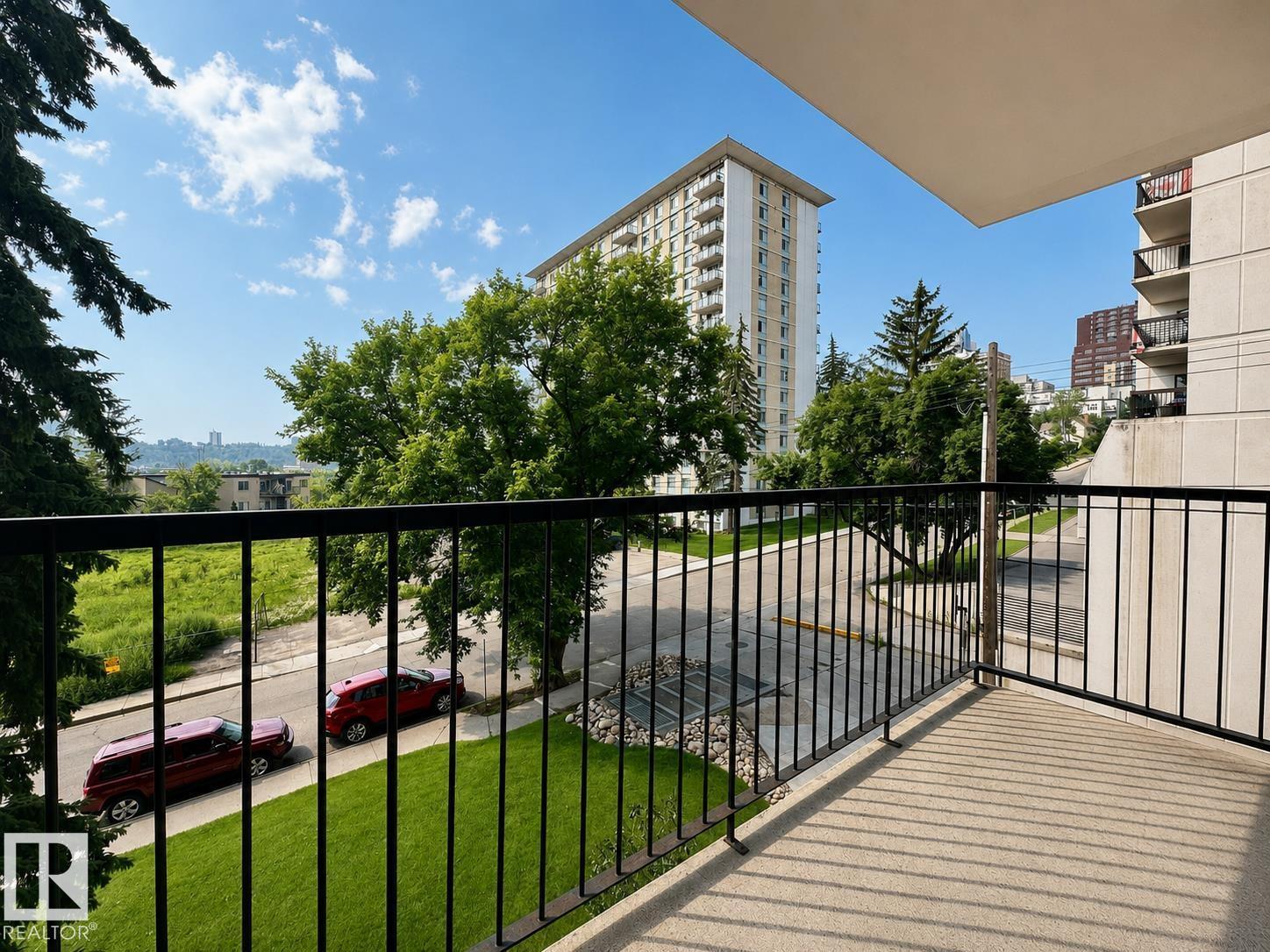 #301 9808 103 ST NW - 16