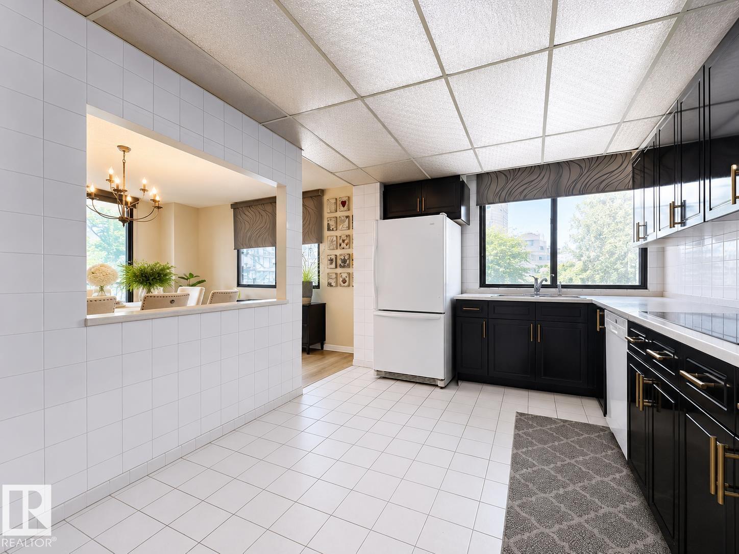 #301 9808 103 ST NW - 19