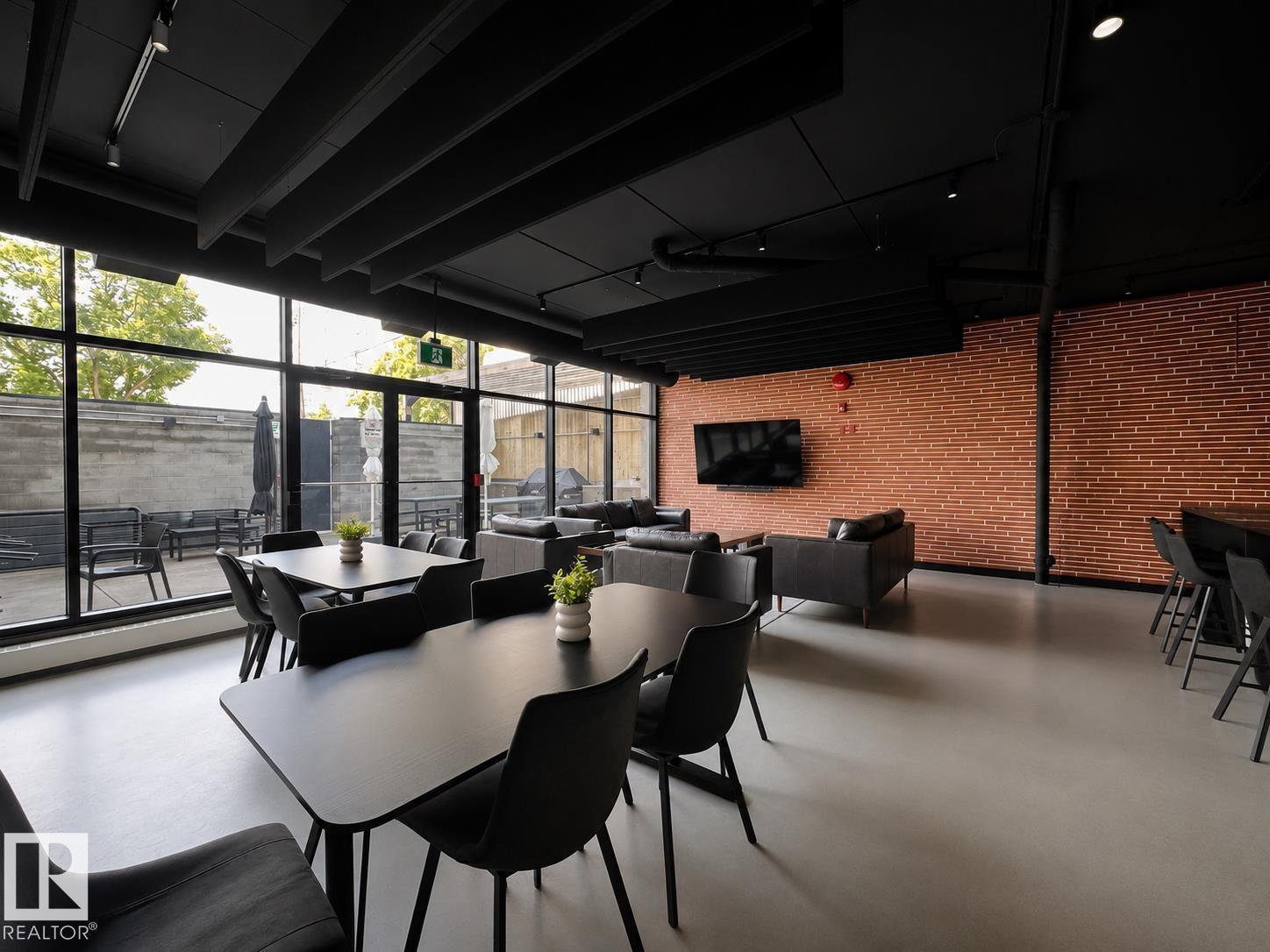 #301 9808 103 ST NW - 27