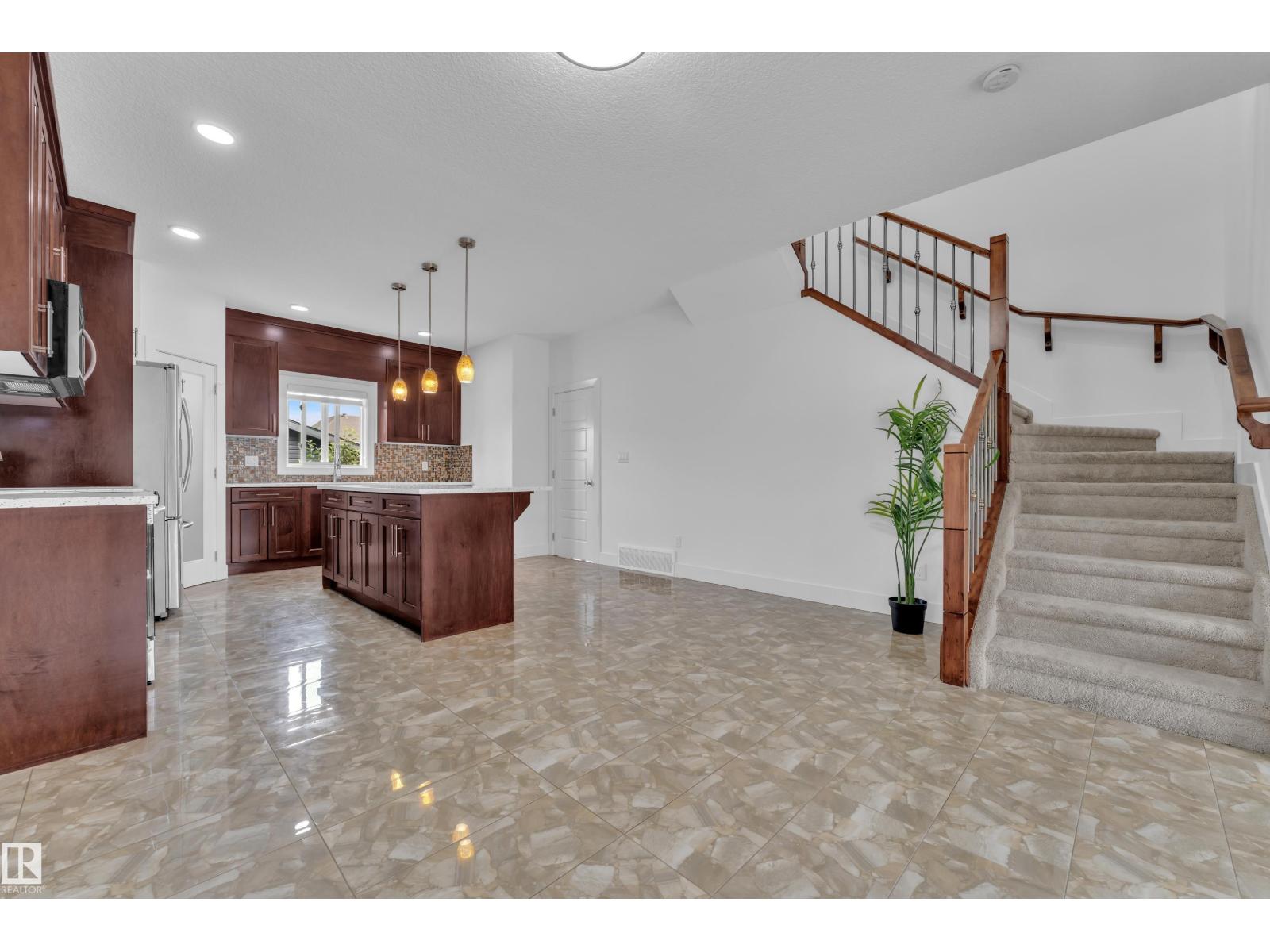 6454 177A AV NW NW - 4