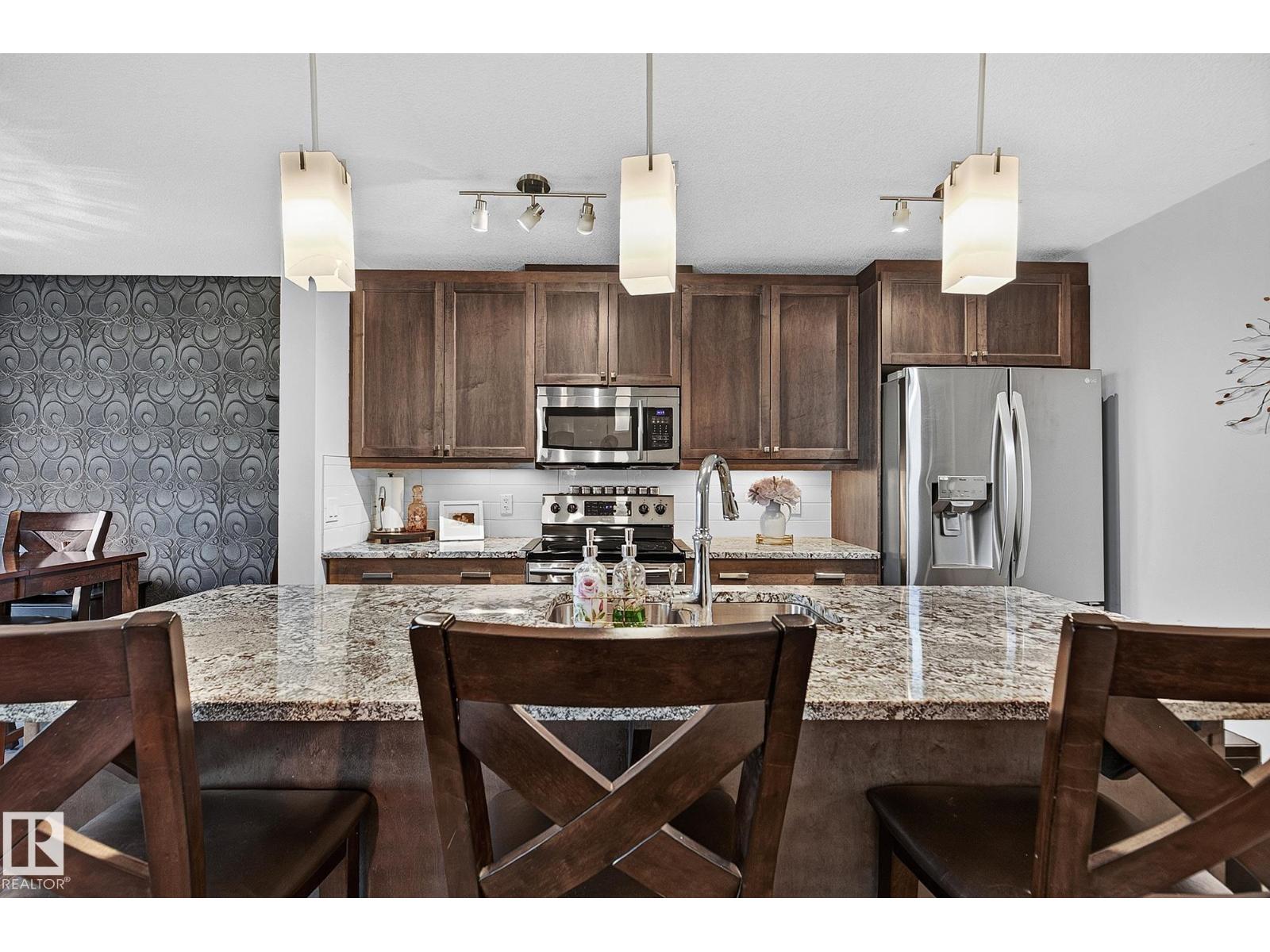 6642 CARDINAL RD SW - 8