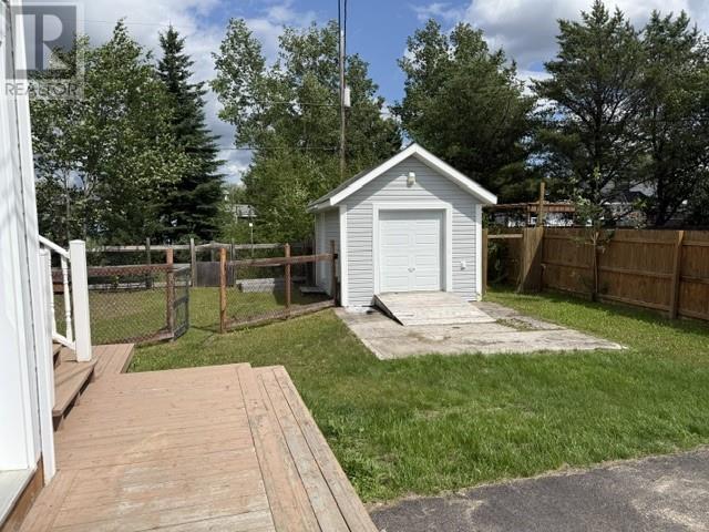 7A Brook Crescent thumbnail 28