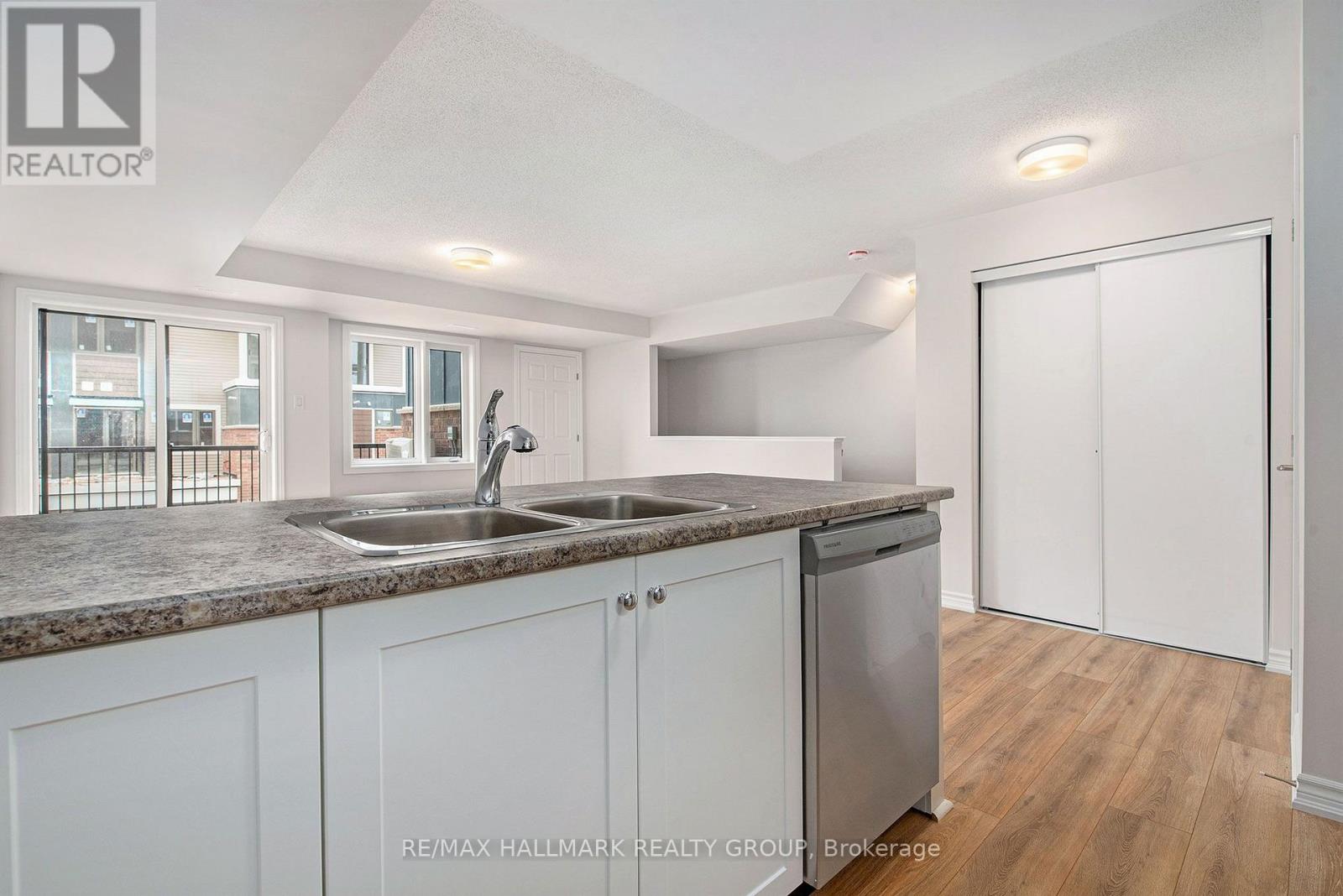 2 Bed, 2 Bath House for Rent in Ottawa – 279 ZENITH PRIVATE, Ottawa – MLS# X13600868 - Image 8