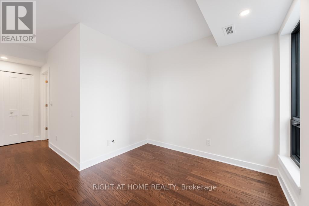 1 Bath House for Rent in Ottawa – 1403 – 180 GEORGE STREET, Ottawa – MLS# X13600890 - Image 7