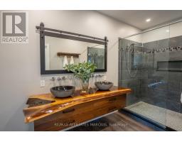 36 Church Street, Westport, ON K0G1X0 Photo 22