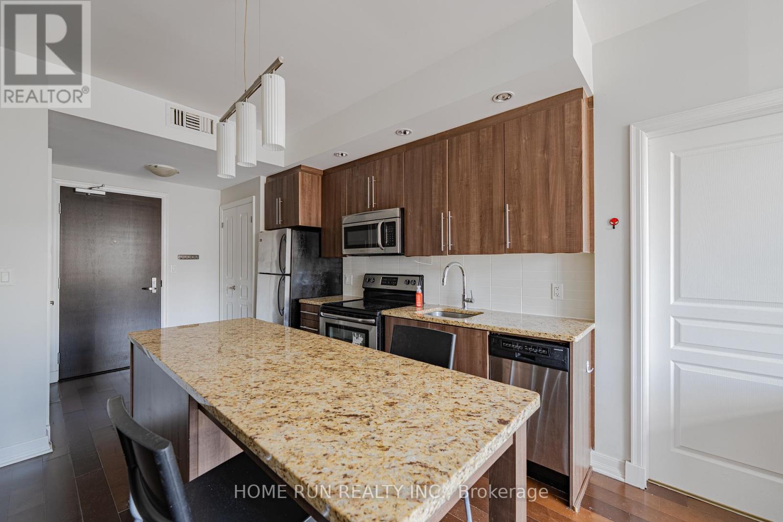#1407 238 BESSERER STREET - 22