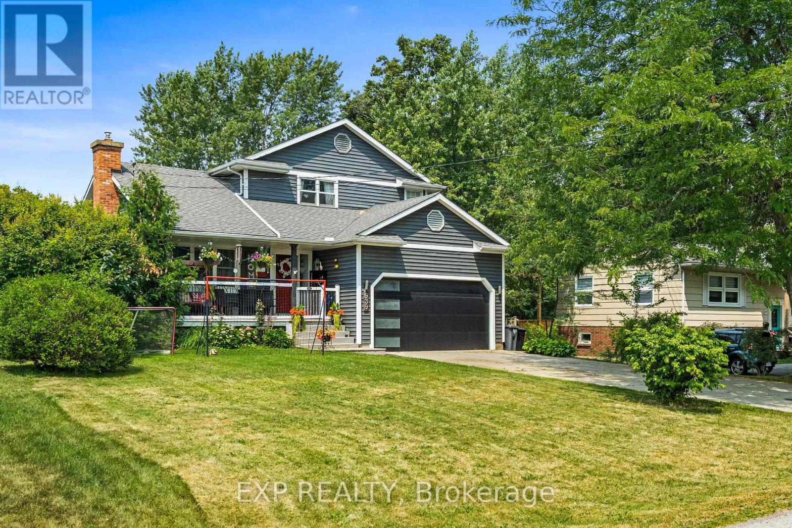 939 DAYTONA DRIVE - 1