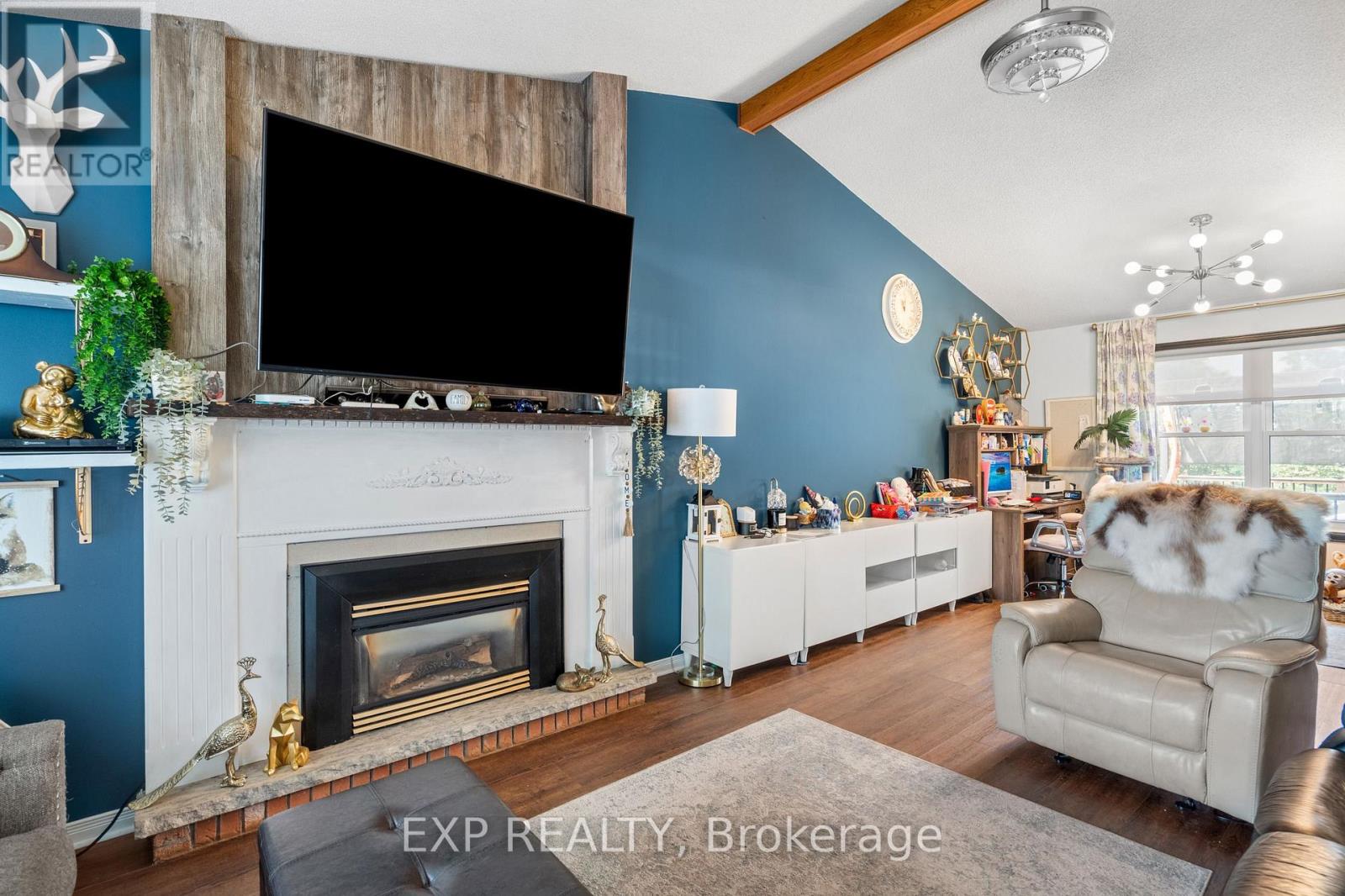 939 DAYTONA DRIVE - 9