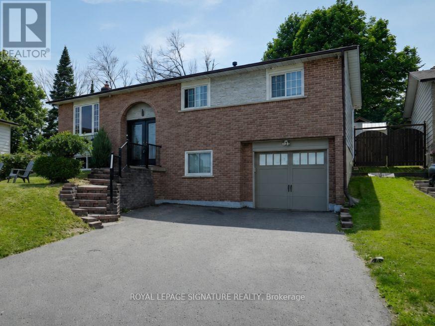 31 ROSALYNNE AVENUE - 1