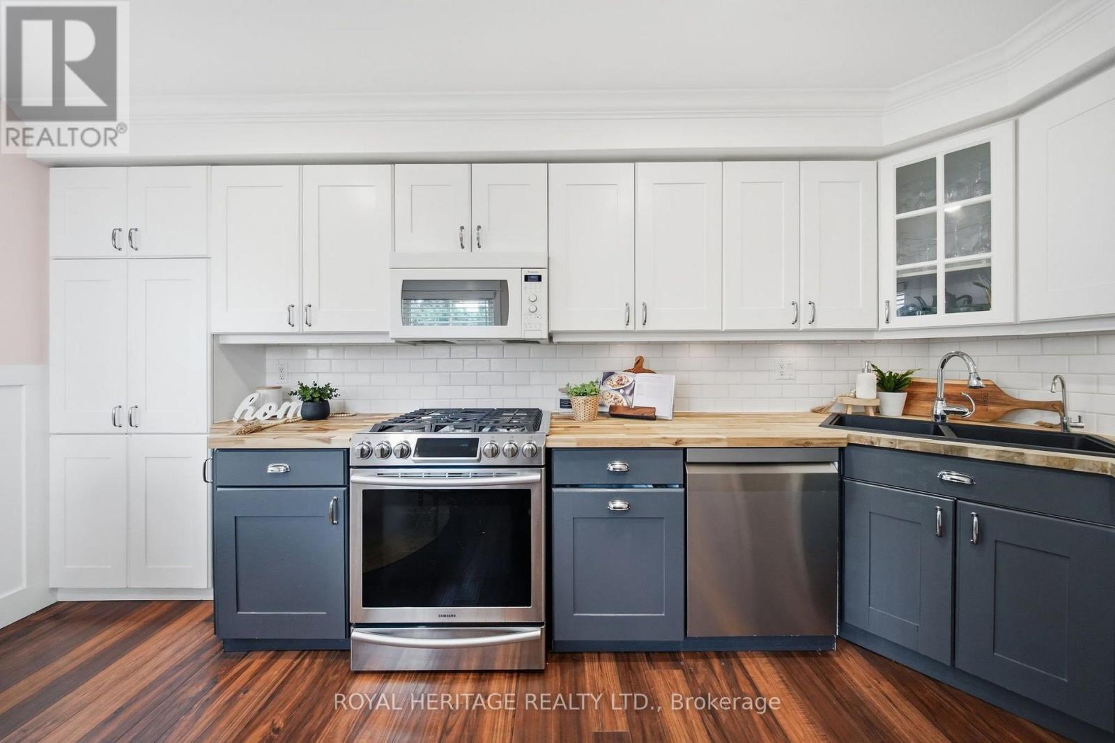 321 SALERNO STREET - 10