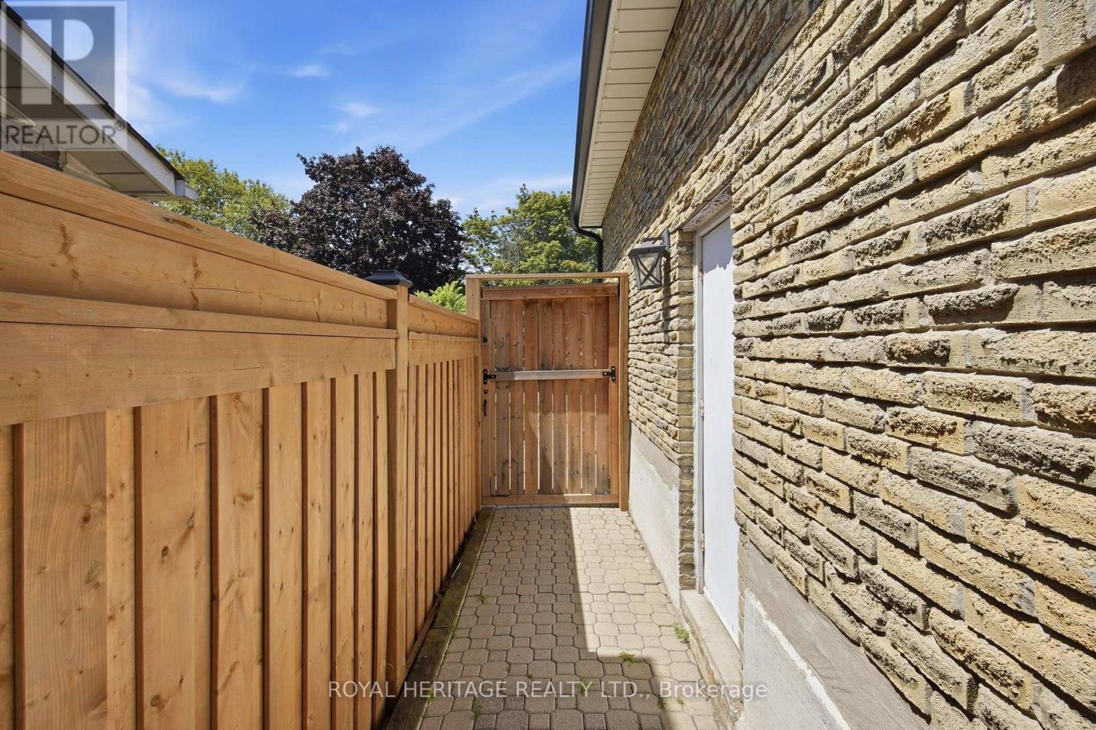 321 SALERNO STREET - 37
