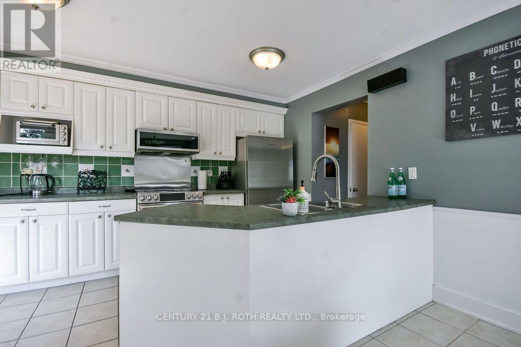 1244 BENSON STREET - 16