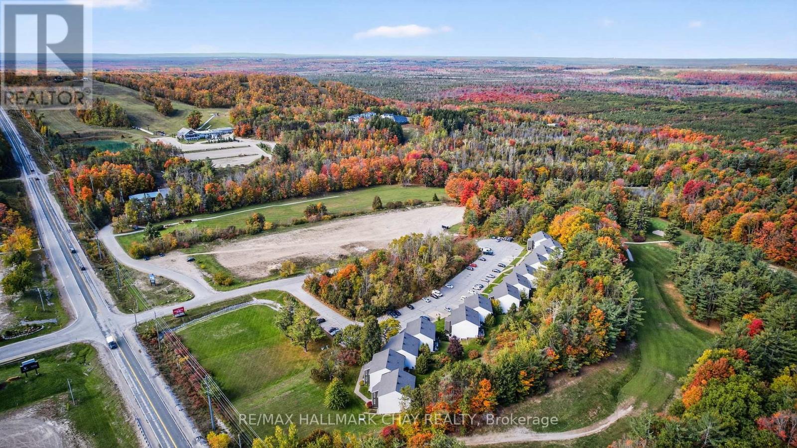 #312 1102 HORSESHOE VALLEY ROAD W - Image 38