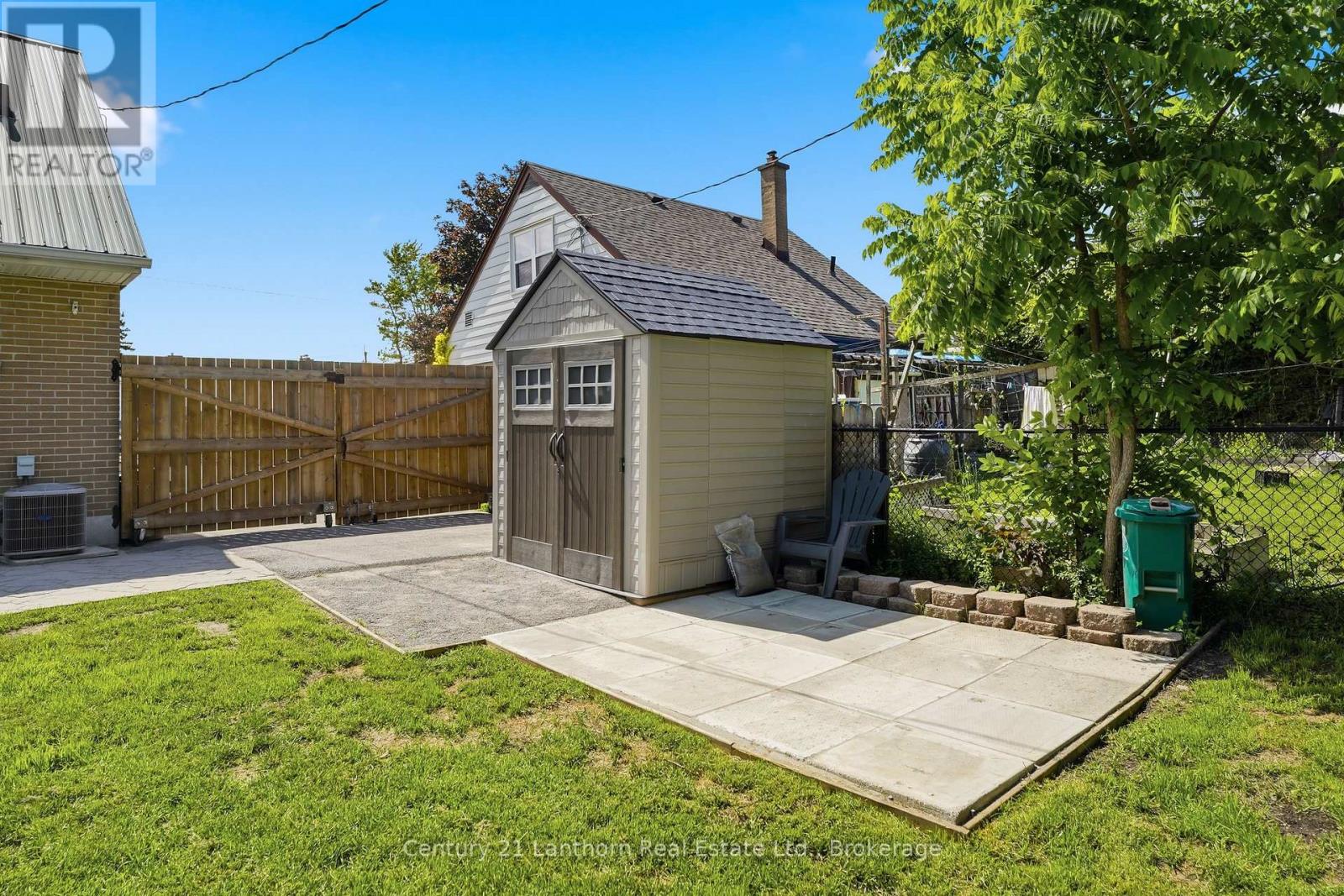 63 FOURTH AVENUE - 21