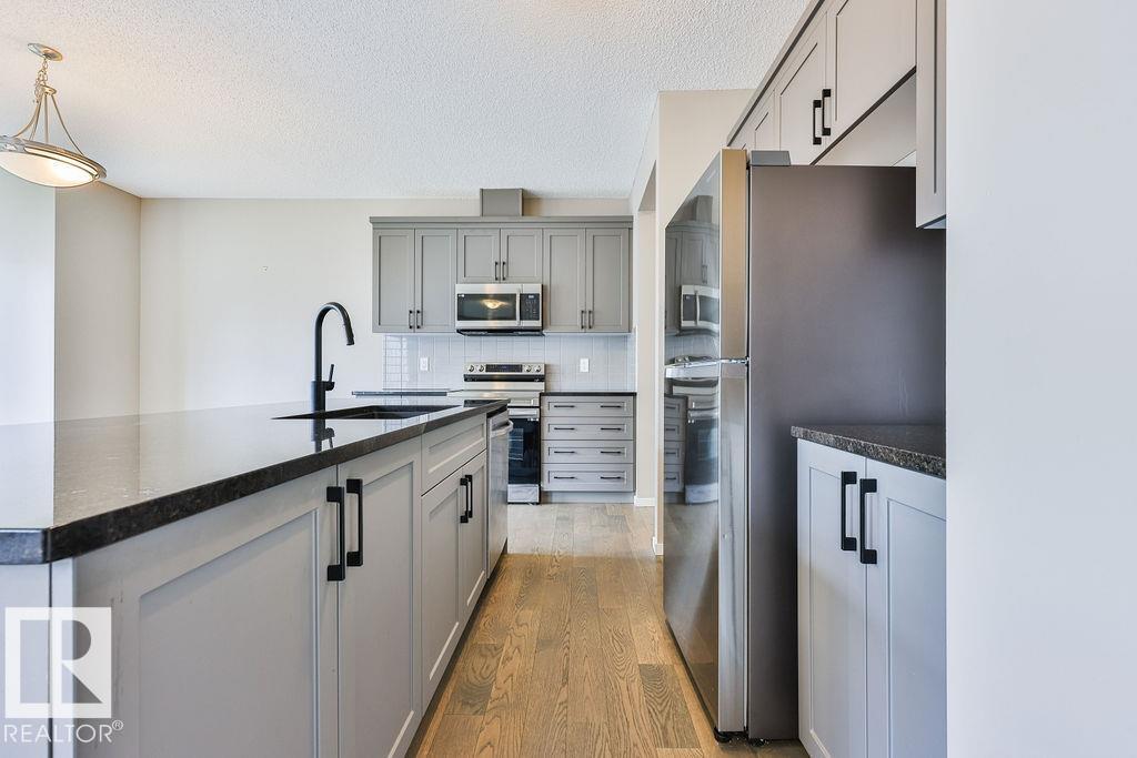 2031 207 Street NW - Photo 23