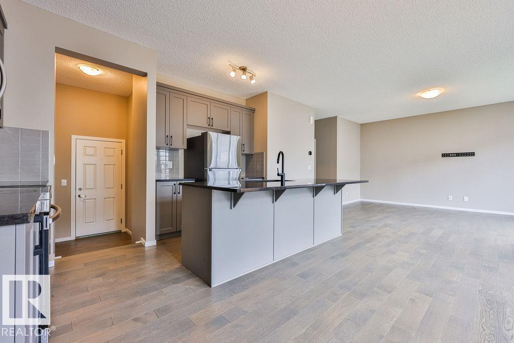 2031 207 Street NW - Photo 26