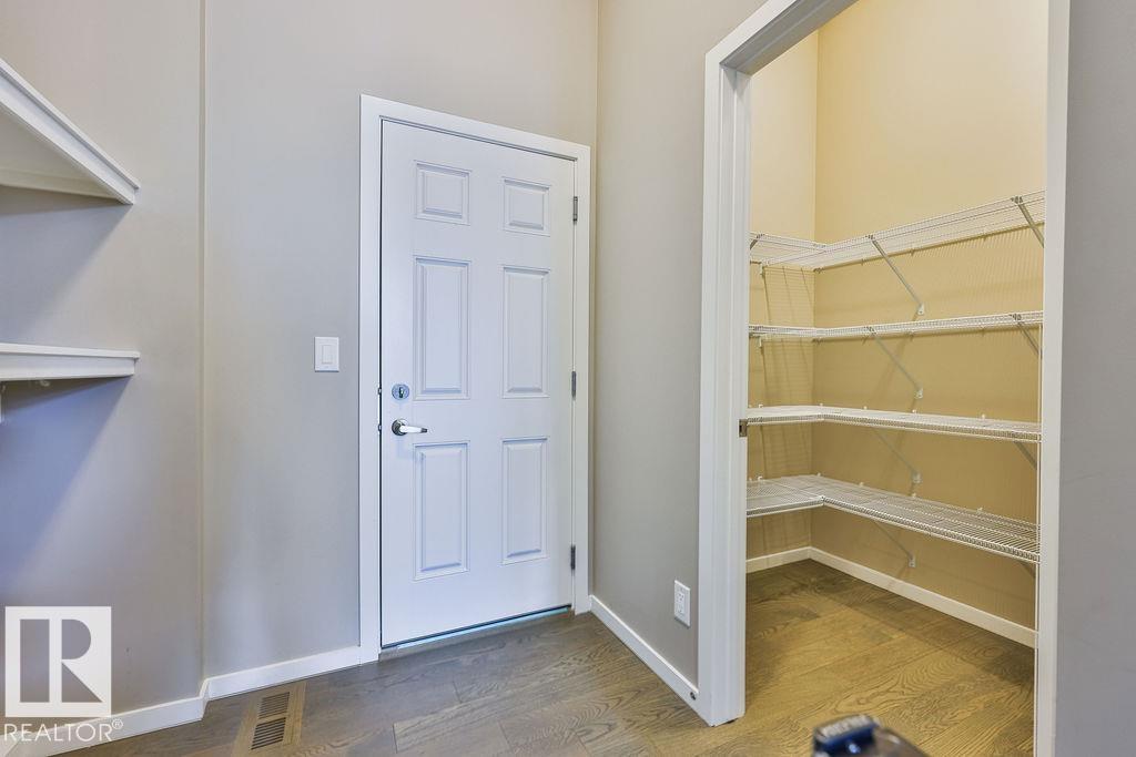2031 207 Street NW - Photo 28