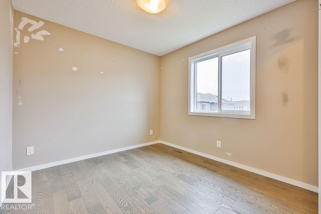 2031 207 Street NW - Photo 35