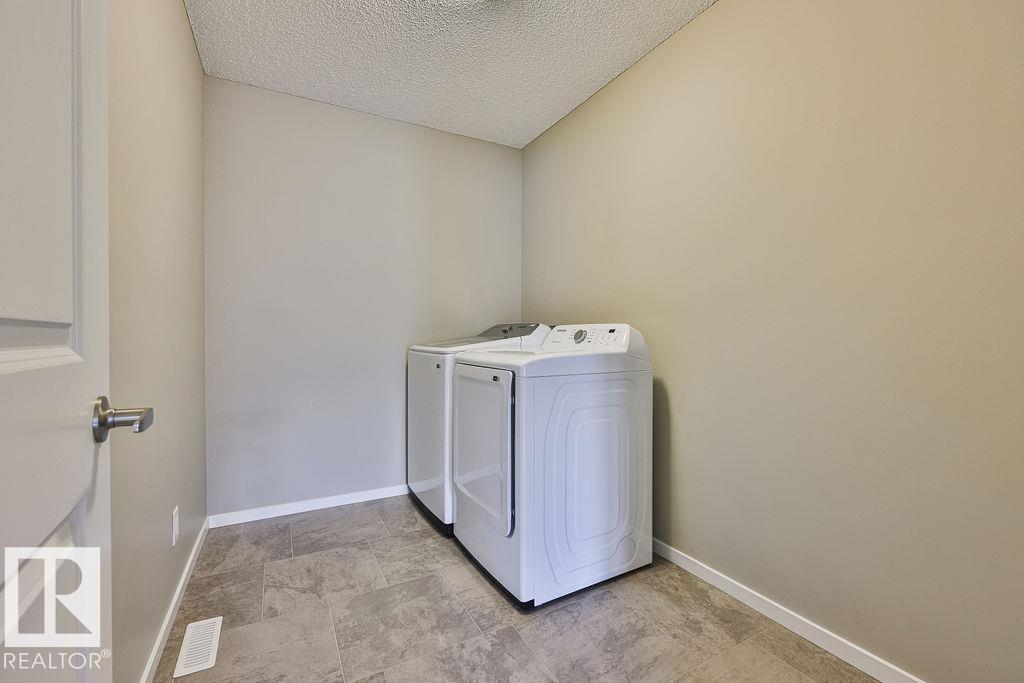 2031 207 Street NW - Photo 43