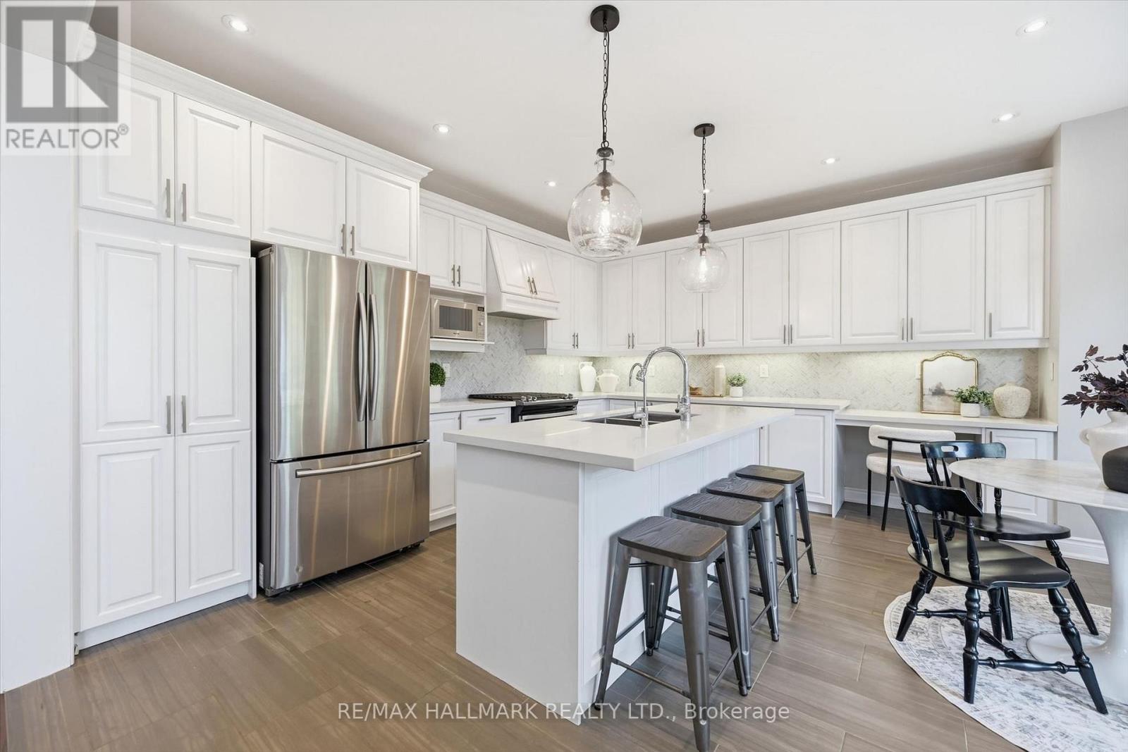320 TURNING LEAF ROAD - Image 10