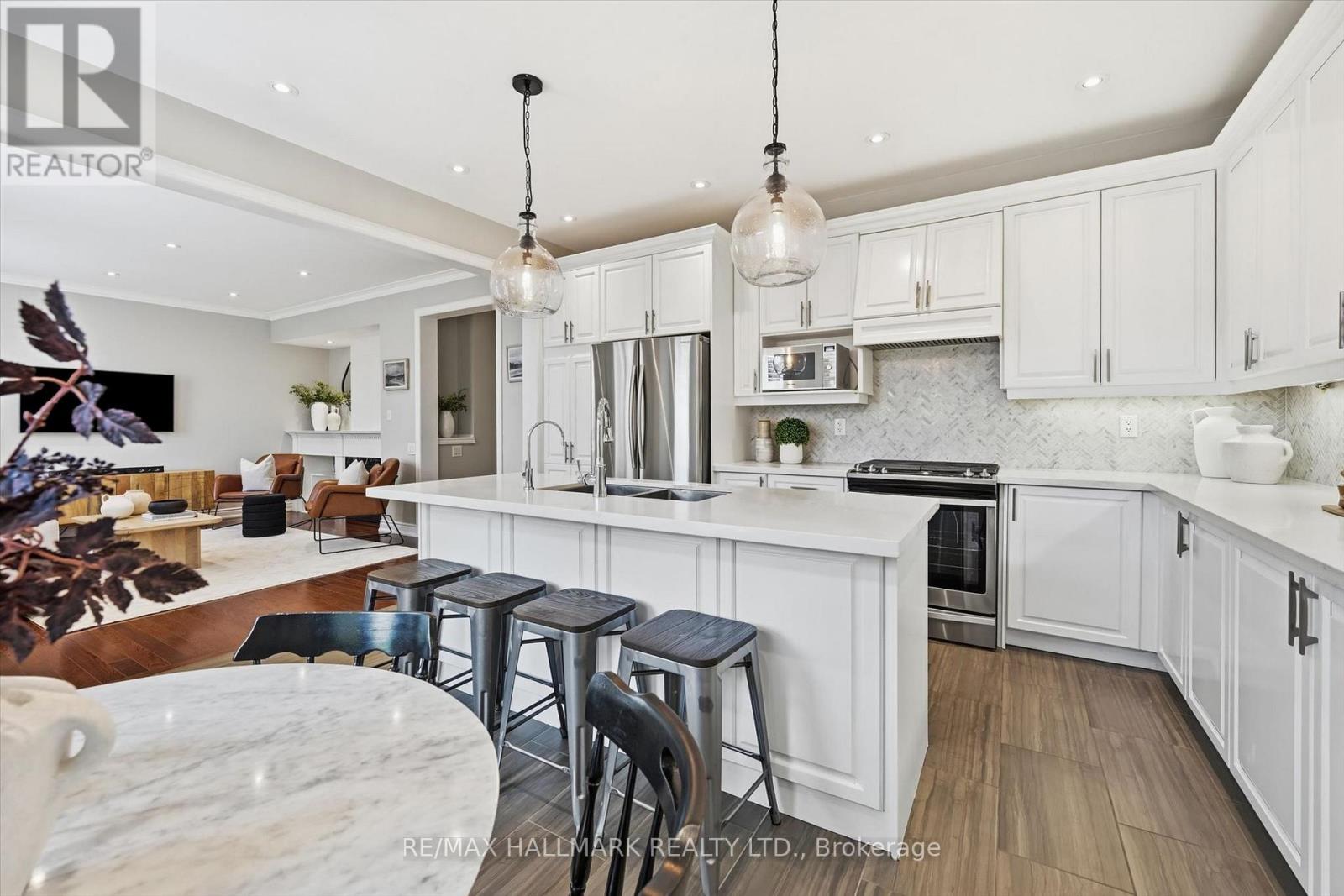 320 TURNING LEAF ROAD - Image 15