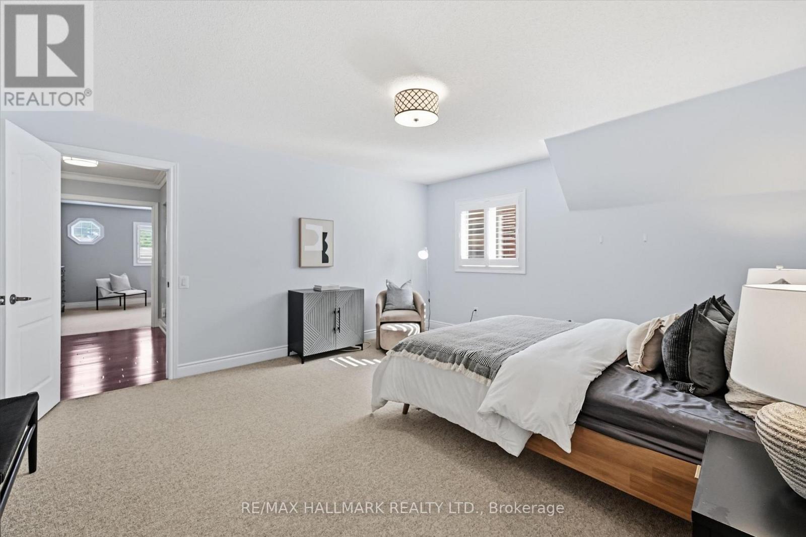 320 TURNING LEAF ROAD - Image 27