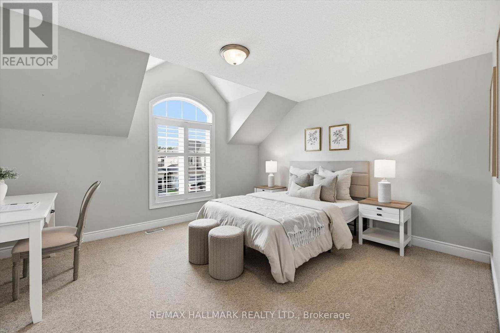 320 TURNING LEAF ROAD - Image 29