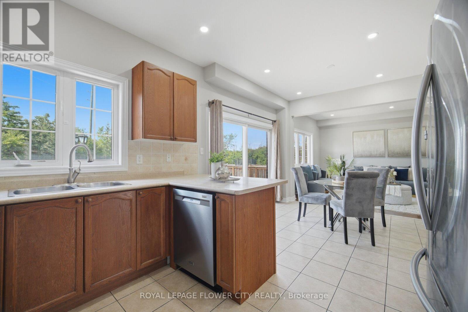 56 LAURENTIDE CRESCENT - 16