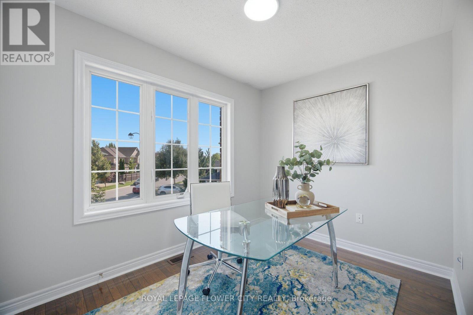 56 LAURENTIDE CRESCENT - 25
