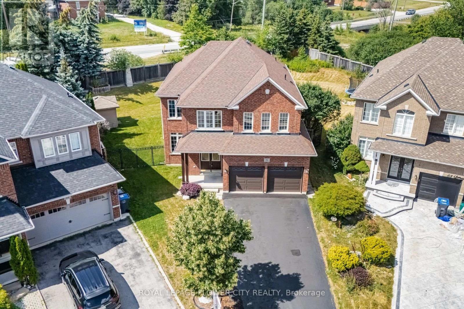 56 LAURENTIDE CRESCENT - 3