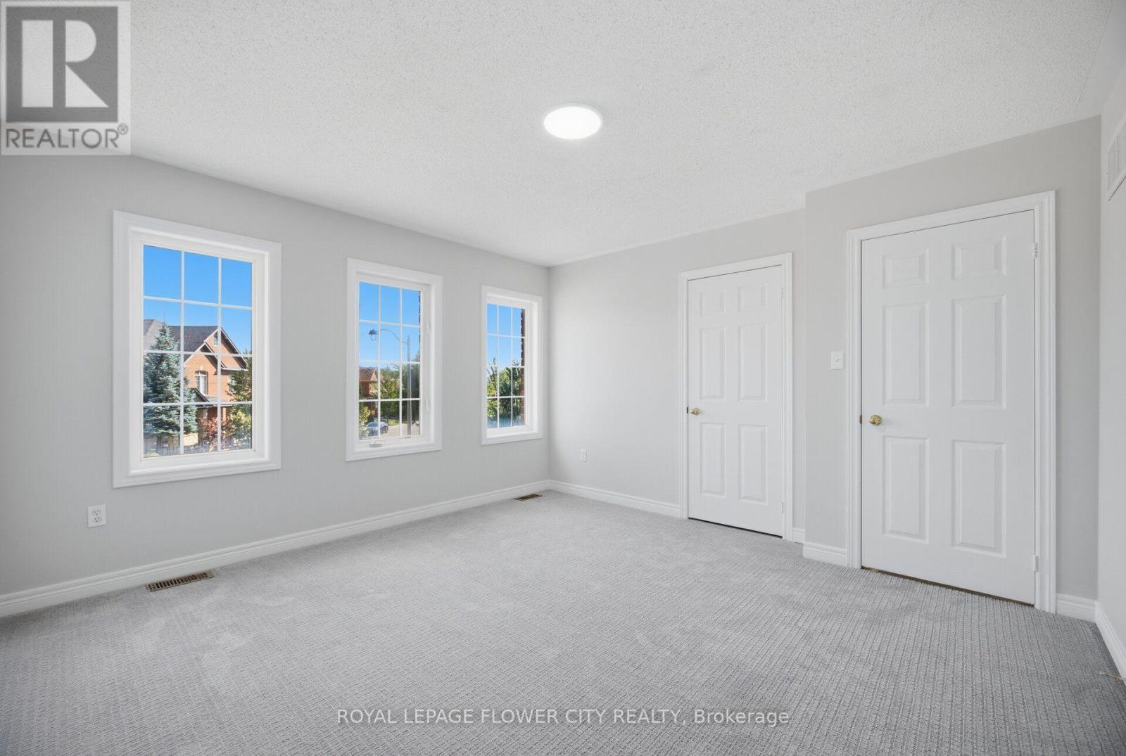 56 LAURENTIDE CRESCENT - 33