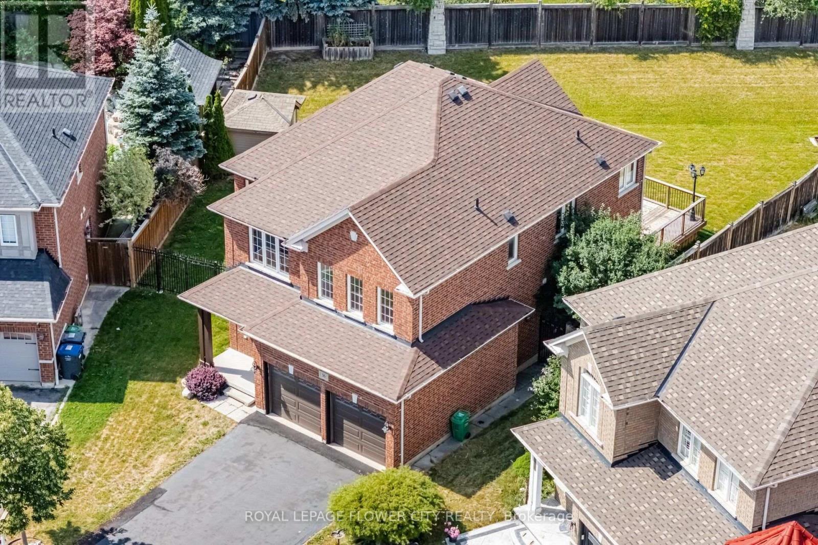 56 LAURENTIDE CRESCENT - 4