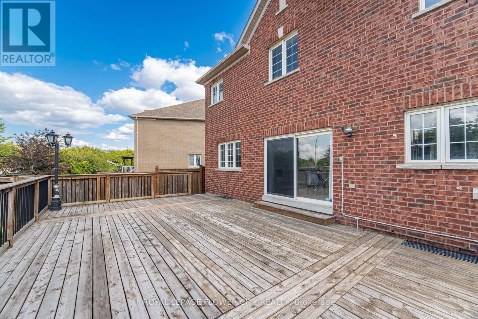 56 LAURENTIDE CRESCENT - 41