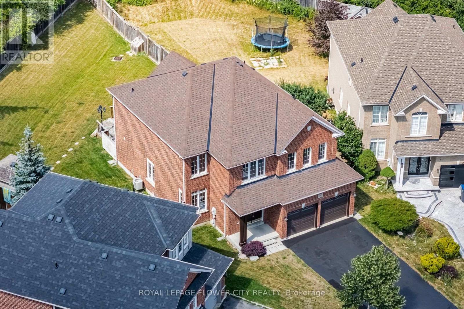 56 LAURENTIDE CRESCENT - 5