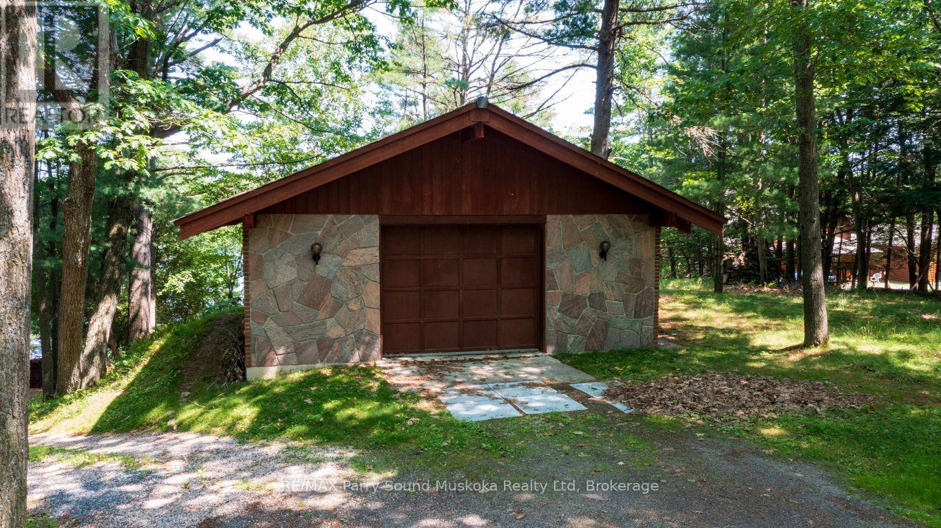45 RIDGEWAY DRIVE