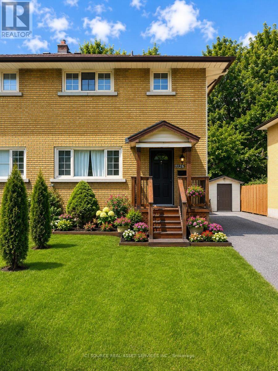 1126 WOODROFFE AVENUE - 1
