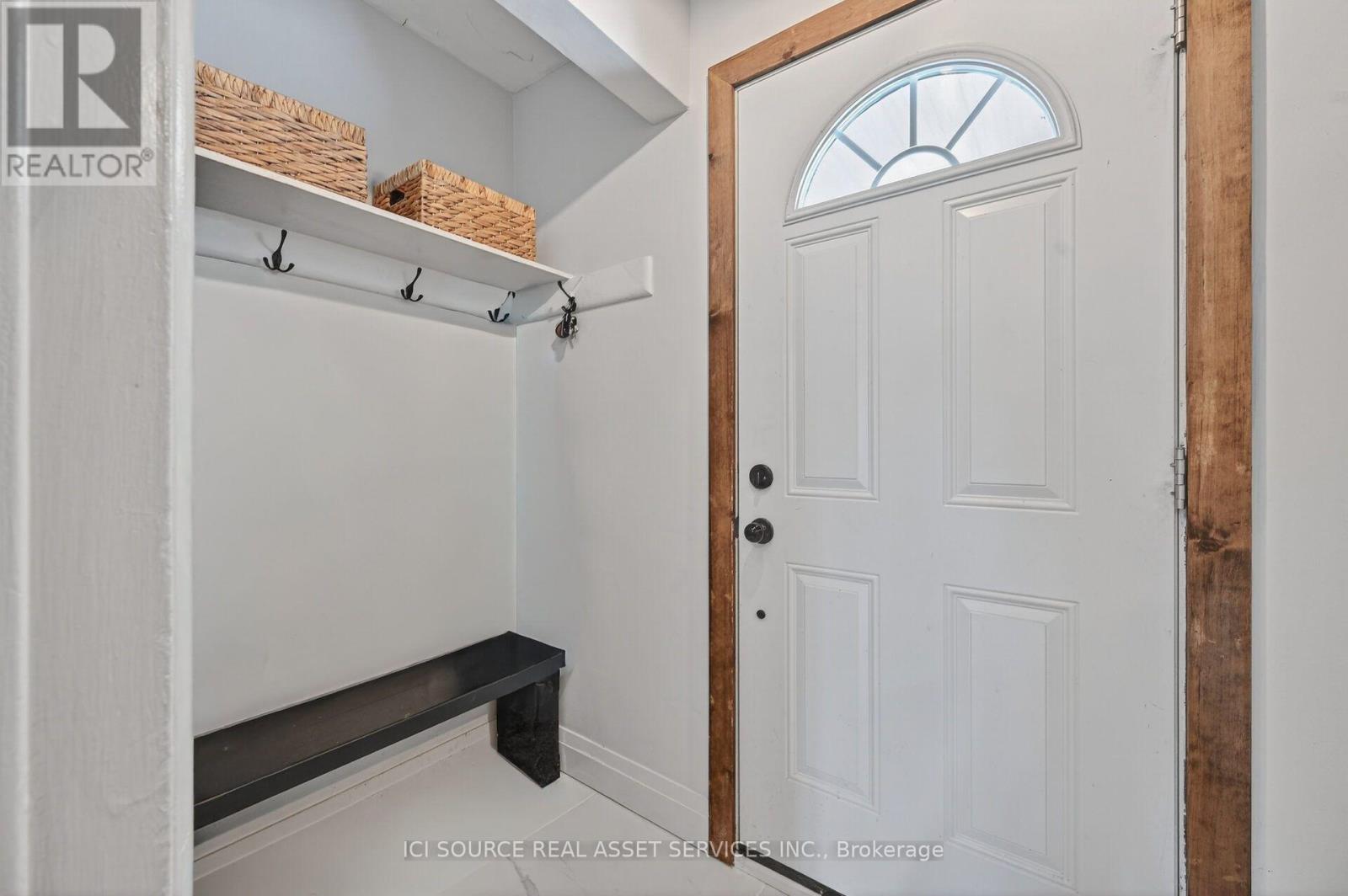 1126 WOODROFFE AVENUE - 4