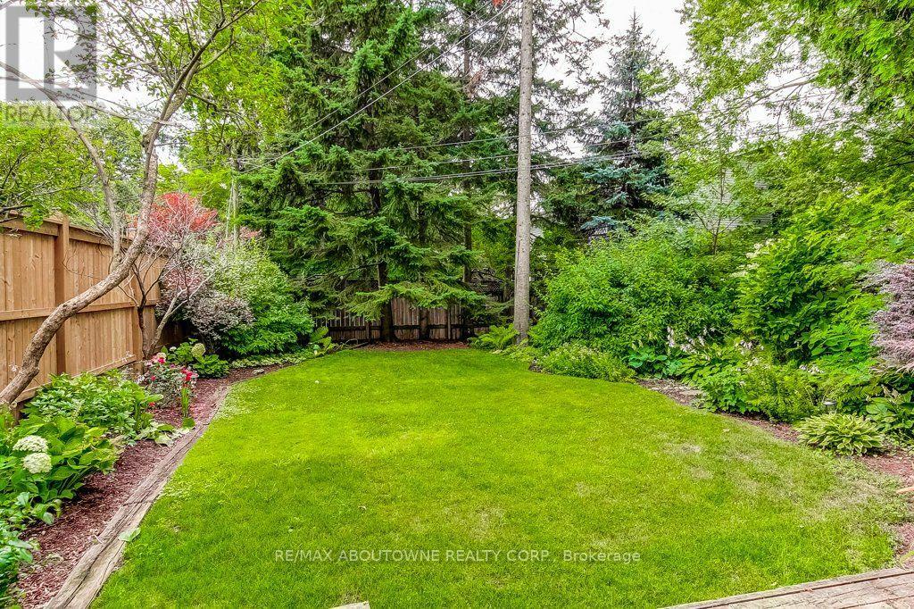 2180 CAROLINE STREET - 20