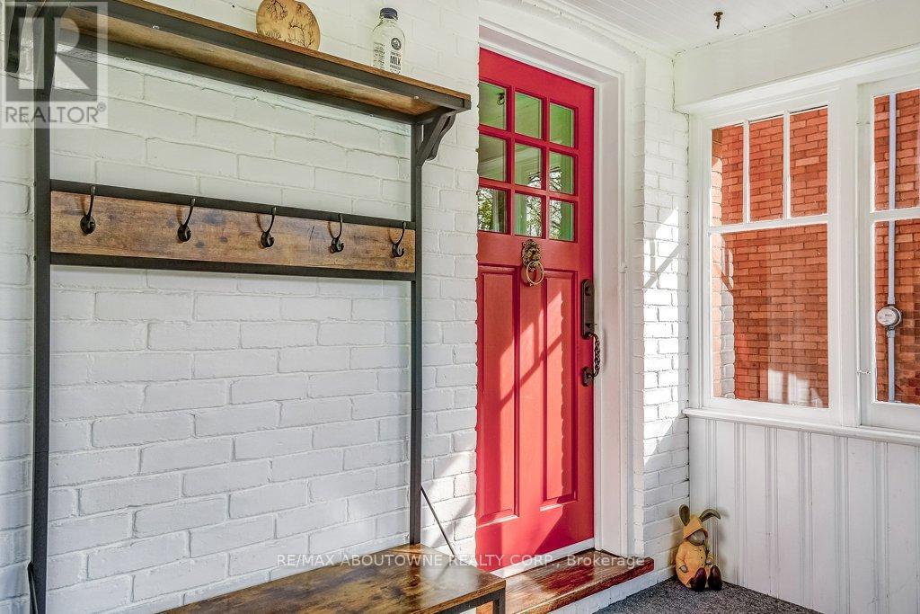 2180 CAROLINE STREET - 4