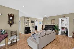 Kitchen - 1847 Carriere Drive, St Adolphe, MB R5A1A2 Photo 11