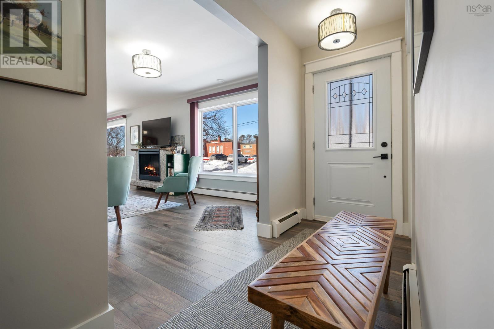 209 Louise Street - 4