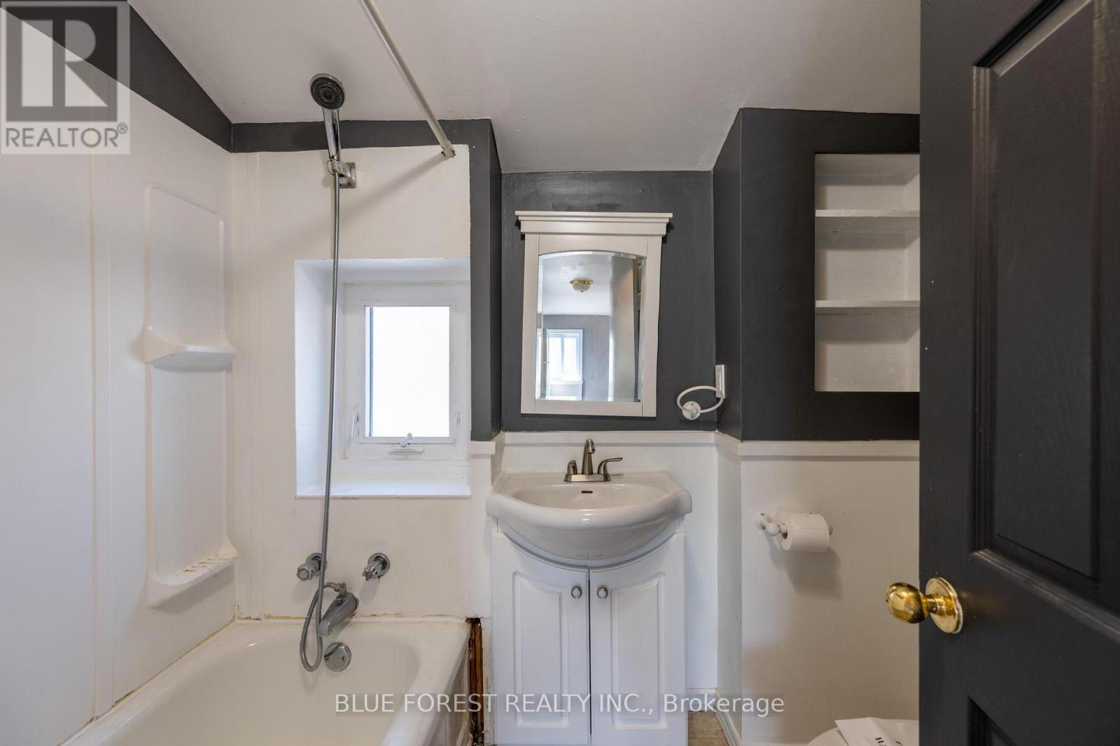 751 CURRY STREET - 20