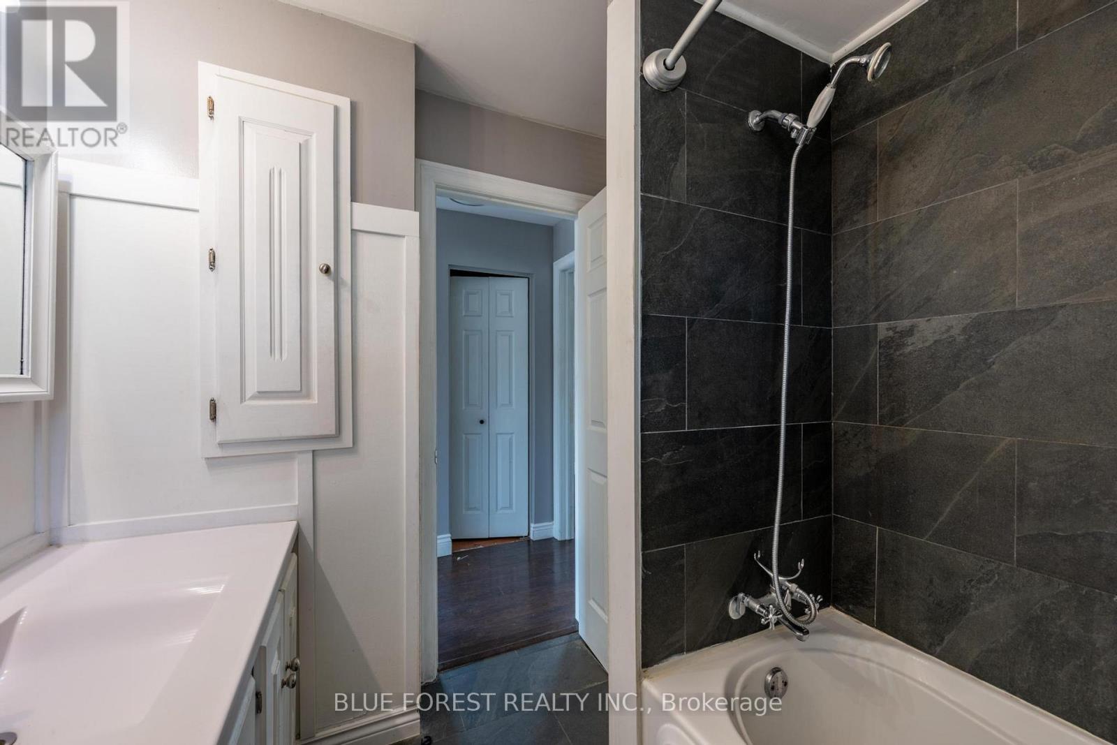 751 CURRY STREET - 8