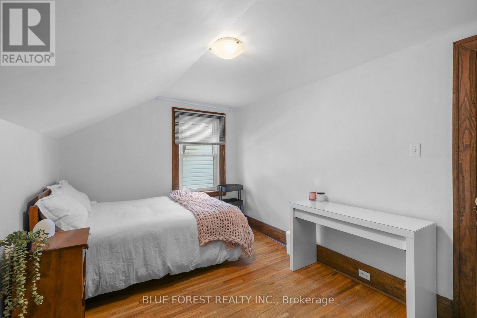 1047 PATRICIA STREET - 12