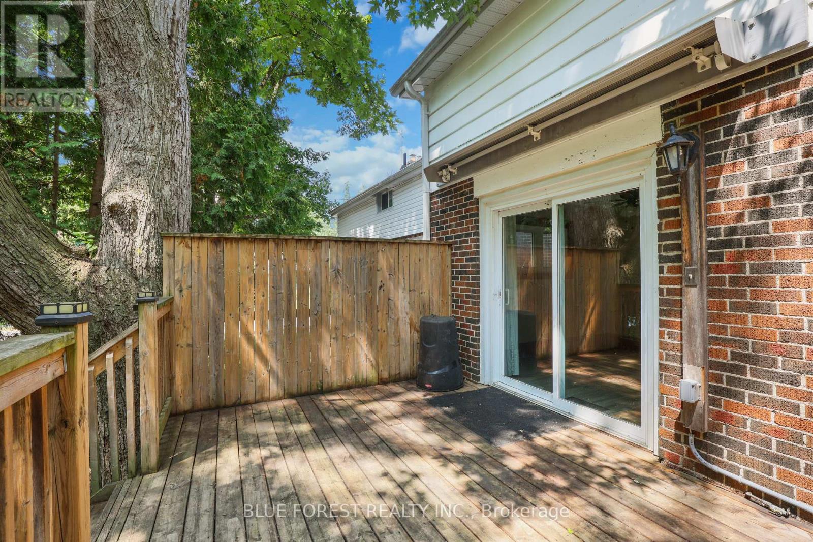 1047 PATRICIA STREET - 24
