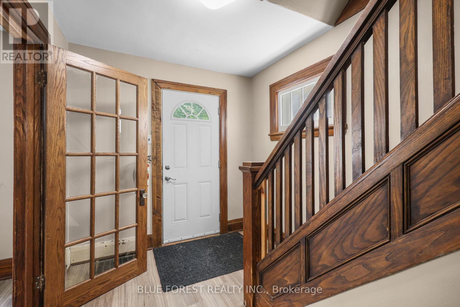 1047 PATRICIA STREET - 3