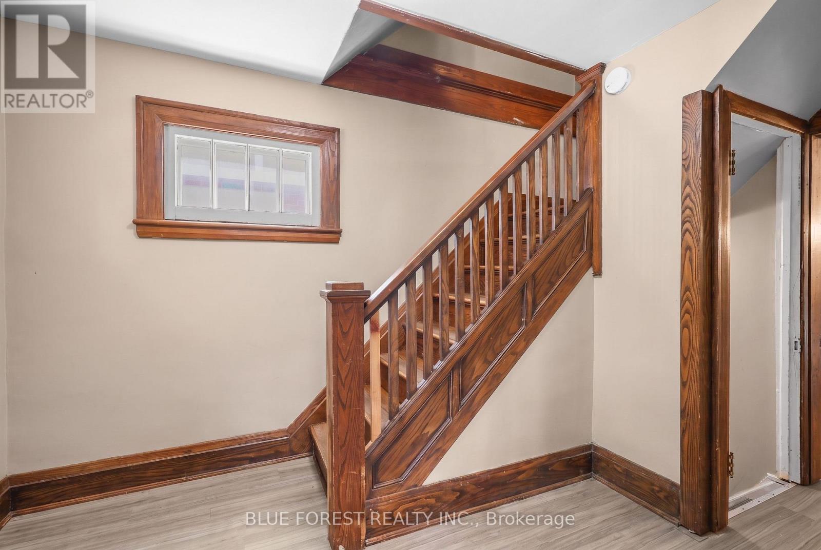 1047 PATRICIA STREET - 4
