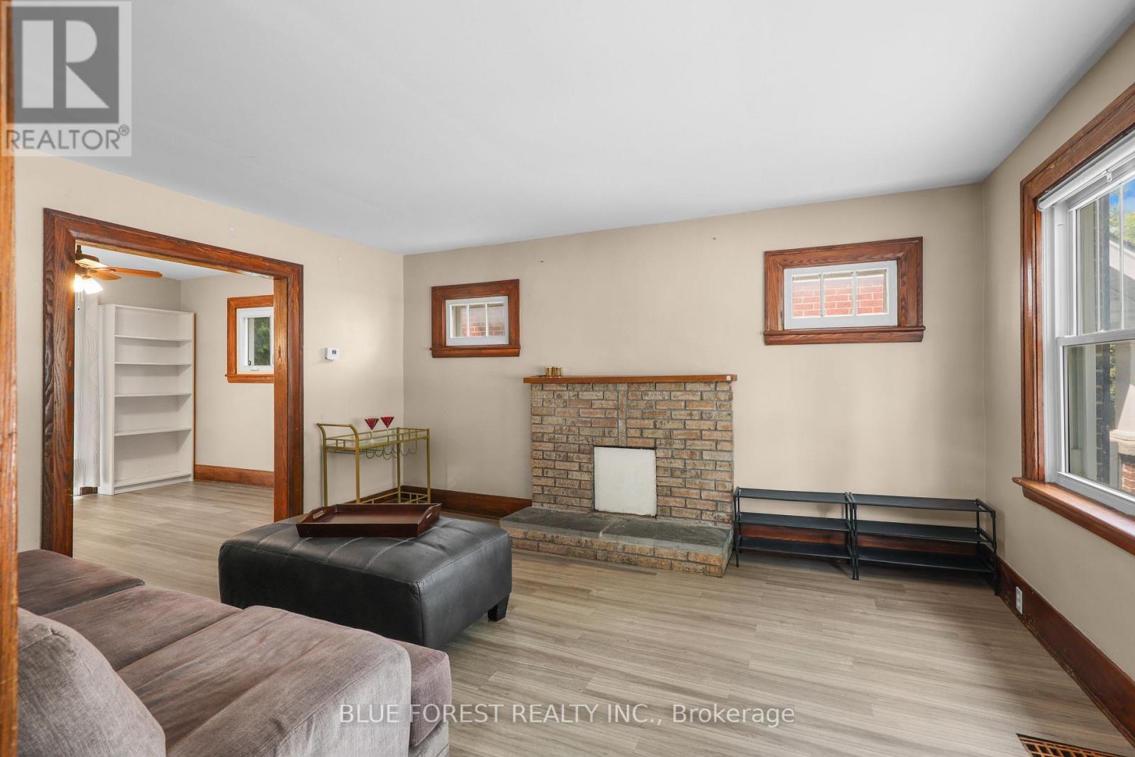 1047 PATRICIA STREET - 5